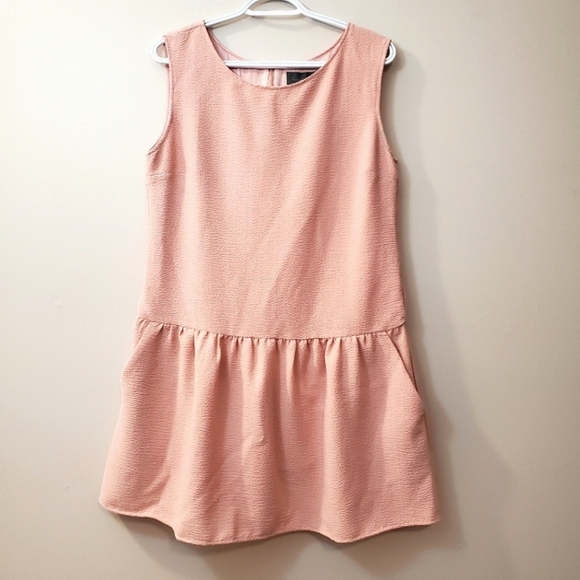 Sunday in Brooklyn Sleeveless Drop Waist Tulip Hem Pocketed Crepe Dress - Size M - Picture 1 of 5